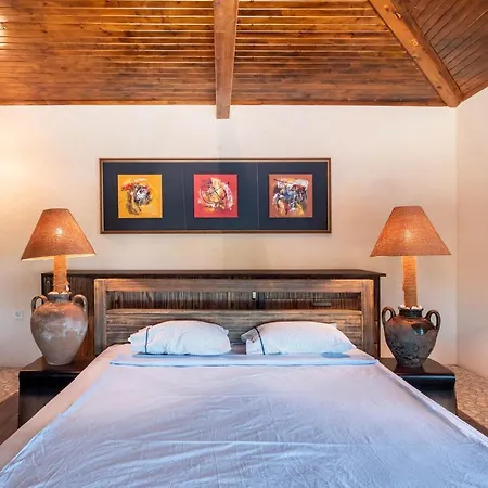 Villa Cook With Sea View - Heated Pool - At Balchik