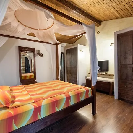 Villa Cook With Sea View - Heated Pool - At Balchik