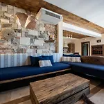 Cook With Sea View - Heated Pool - At Балчик