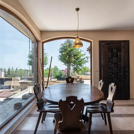 Cook With Sea View - Heated Pool - At فيلة بالشيك