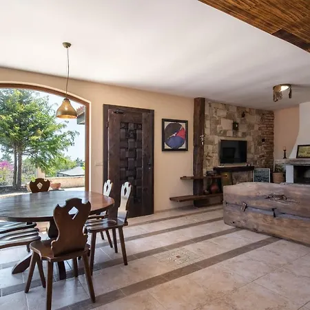 فيلة Cook With Sea View - Heated Pool - At *